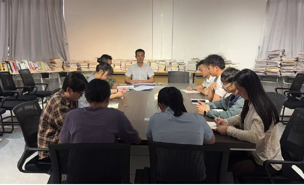 劳动赋能成长 美德浸润家园——我校开展五一节“家务劳动周”主题教育实践活动