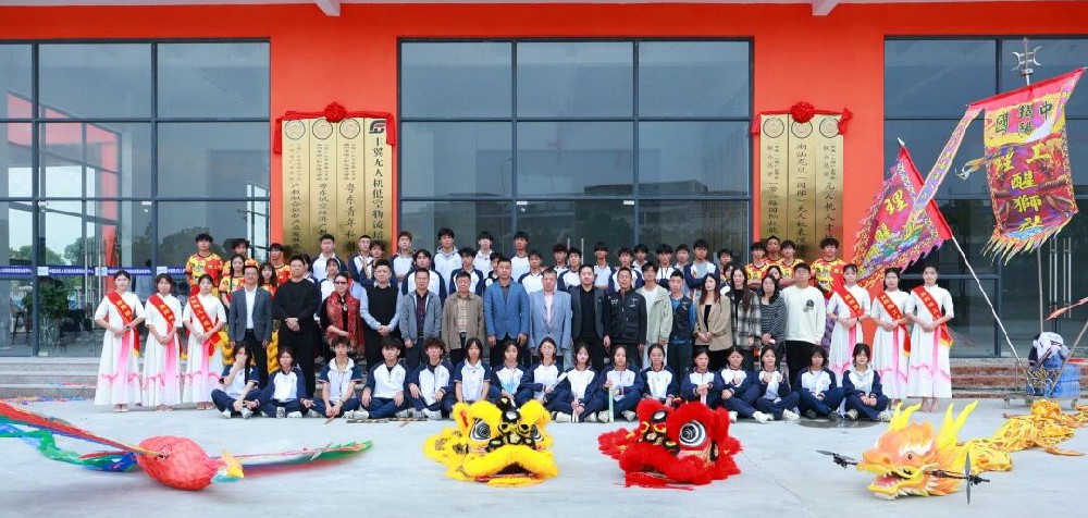 校商同心传非遗 龙凤齐舞赴新程